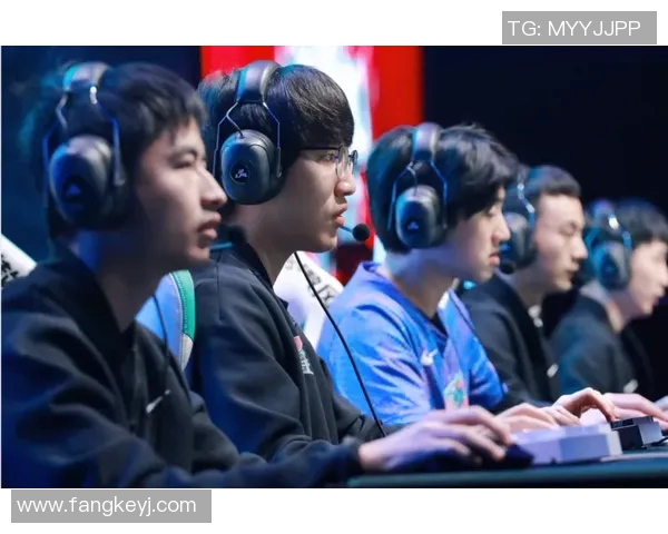 电竞比分分析与和平精英焦点LNG战队状态深度探讨 电竞比分分析与和平精英焦点LNG战队状态深度探讨